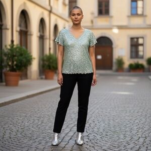 Adrianna Papell Green Ruffled Flutter Sleeve Blouse